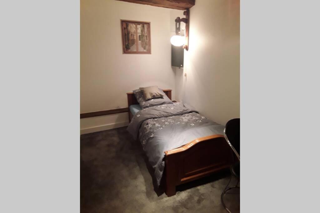 Appartement Stare Miasto - Maly Pokoj Bez Widoku Z Prywatna Lazienka à Stary Toruń Extérieur photo